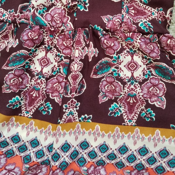 About a Girl Paisley Romper - Picture 3 of 10